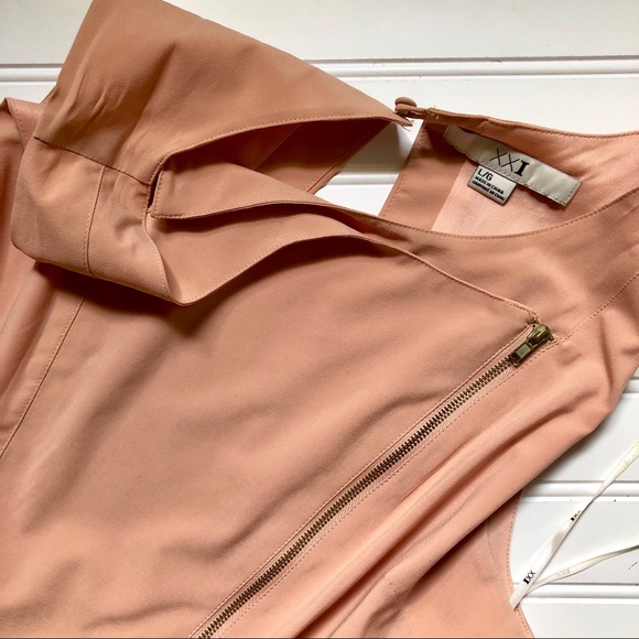 Forever 21 Pale Peach Open Back Zip Sheath Dress - Picture 7 of 9